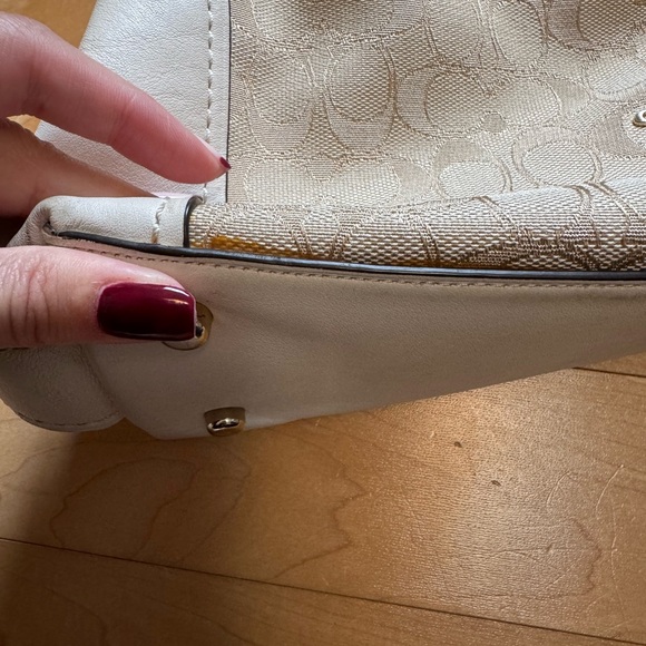Coach Edie Shoulder Bag - Picture 4 of 9